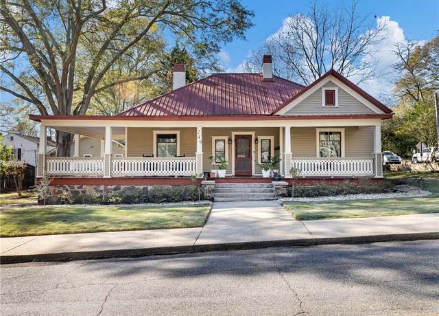 Property at 249 Martin St, Jefferson, GA 30549, 3 beds, 2 baths