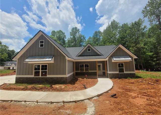 Property at 879 Highway 101 N, Dallas, GA 30157, 4 beds, 2 baths