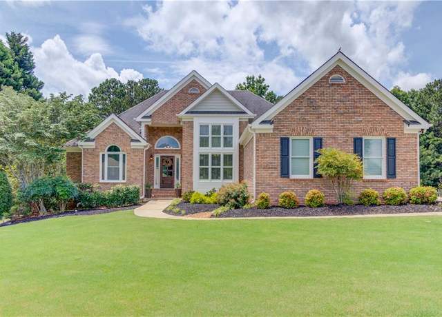 Property at 3072 Parks Run, Loganville, GA 30052, 4 beds, 3 baths
