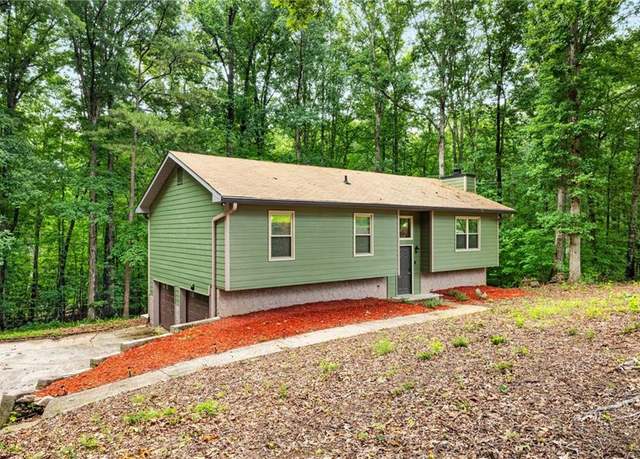 Property at 3992 Joshua Ln, Douglasville, GA 30135, 3 beds, 2 baths