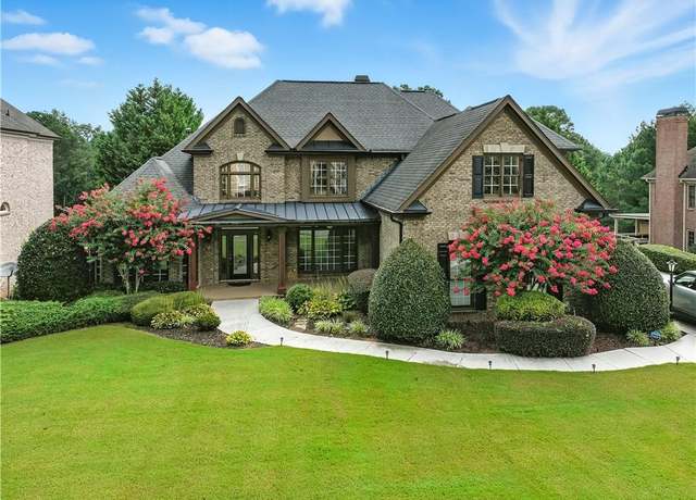 Property at 3925 Greenside Ct, Dacula, GA 30019, 5 beds, 4.5 baths