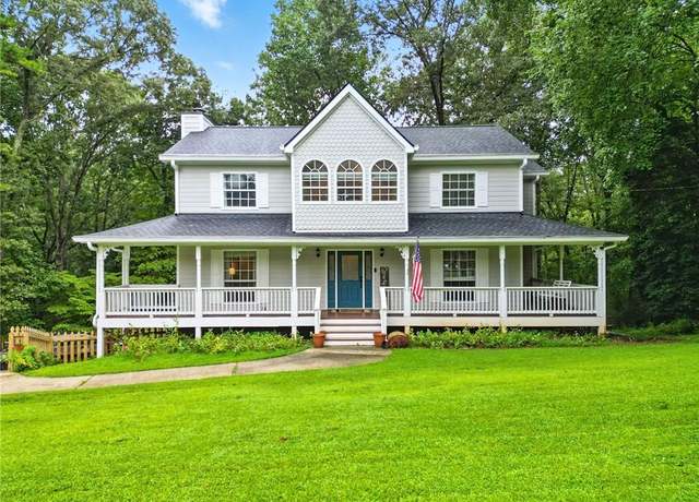 Property at 7875 Sweetwater Dr, Douglasville, GA 30135, 3 beds, 2.5 baths