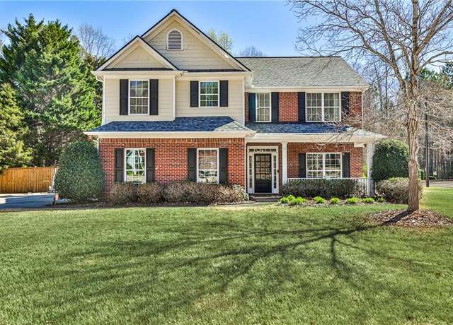 Property at 705 Chanson Dr SW, Marietta, GA 30064, 4 beds, 2.5 baths