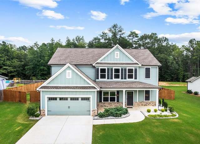 Property at 1224 Royal Ln, Loganville, GA 30052, 4 beds, 3 baths