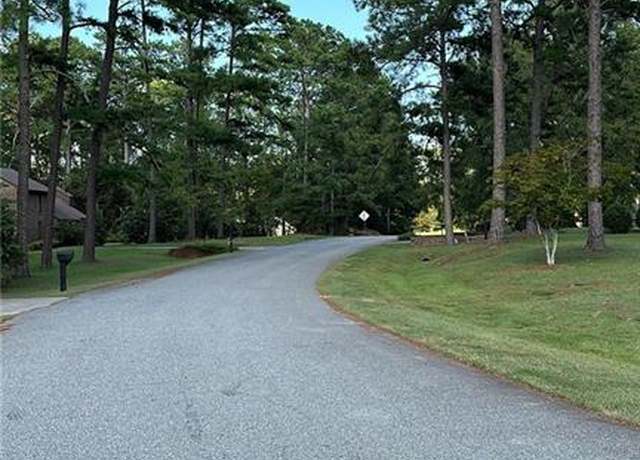 Property at 2707 Somerset Dr, Albany, GA 31721