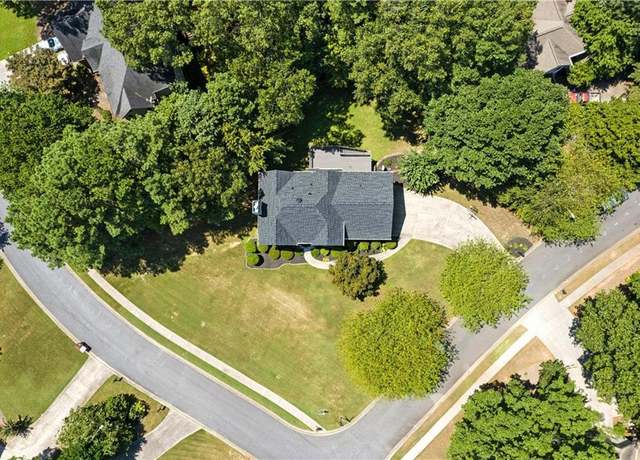 Property at 1801 Summerview Ct, Woodstock, GA 30189, 4 beds, 2.5 baths