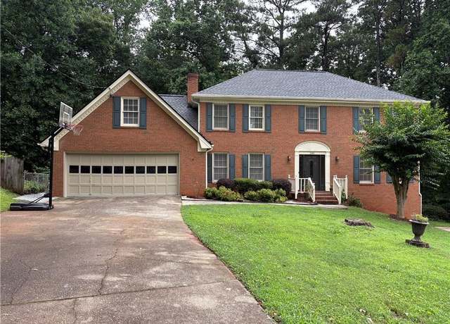 Property at 2181 Rodao Dr SW, Lilburn, GA 30047, 4 beds, 2.5 baths