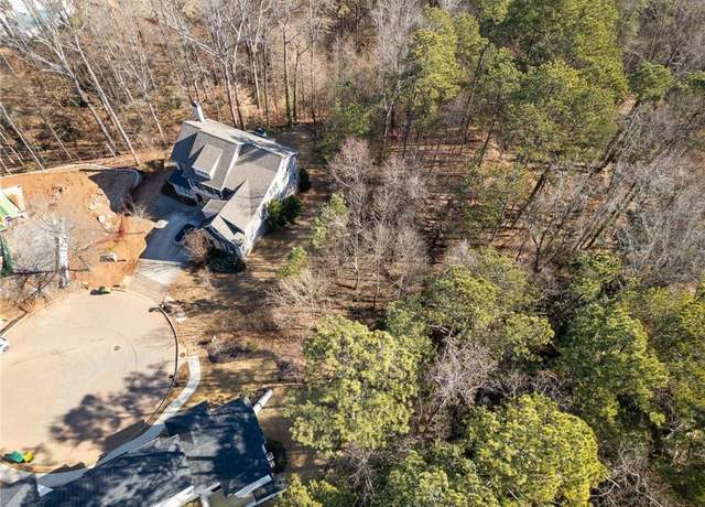 Property at 570 Belada Blvd, Sandy Springs, GA 30342