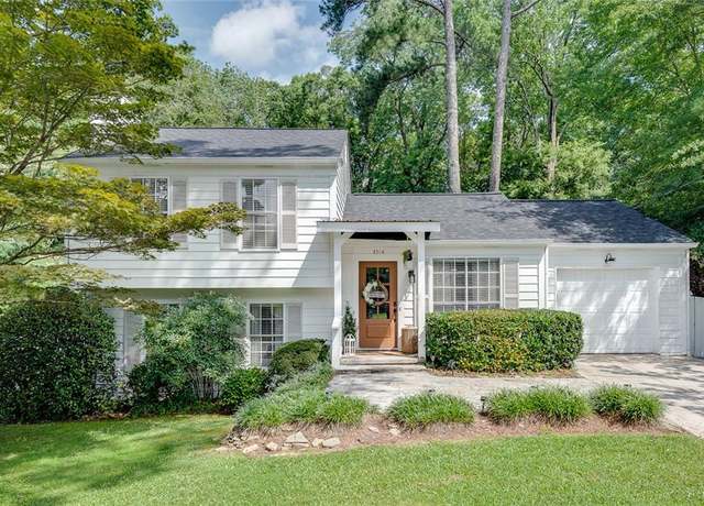 Property at 2716 Meadow Ridge Dr NW, Duluth, GA 30096, 3 beds, 2 baths