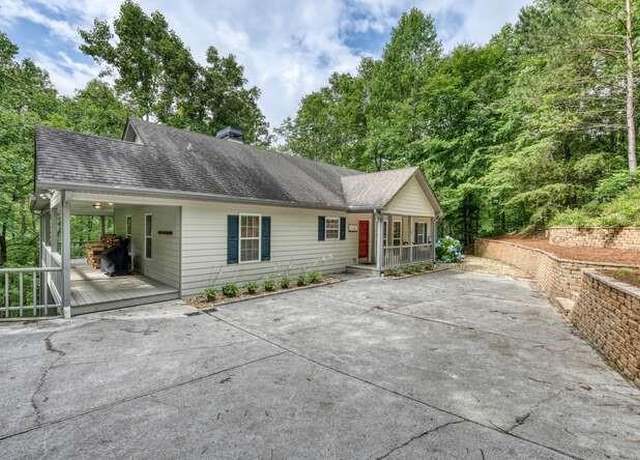 Property at 1905 Bell Eagle Dr, Hiawassee, GA 30546, 5 beds, 3 baths