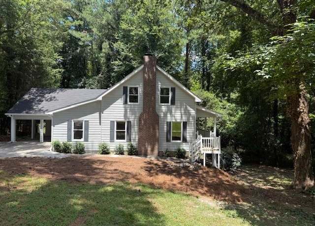 Property at 3054 Periwinkle Dr, Snellville, GA 30078, 3 beds, 2 baths