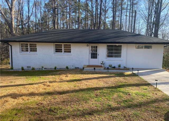 Property at 4030 Stonewall Tell Rd, Atlanta, GA 30349, 4 beds, 2 baths