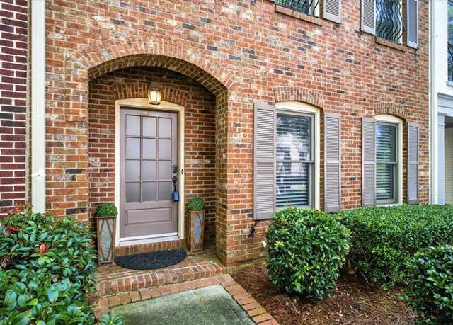 Property at 109 W Ridge Way, Roswell, GA 30076, 4 beds, 3.5 baths