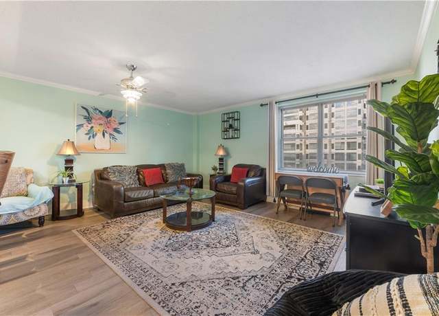 Property at 300 Peachtree St NE Unit 23J, Atlanta, GA 30308, 1 bed, 1 bath