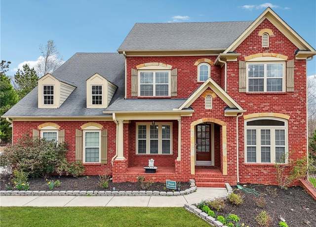 Property at 2220 Stirling Bridge Rd, Cumming, GA 30041, 6 beds, 5 baths