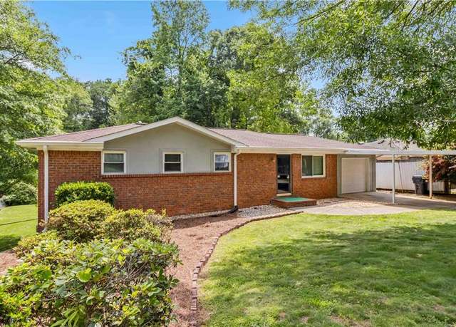 Property at 339 Diane Dr SE, Smyrna, GA 30082, 3 beds, 2.5 baths