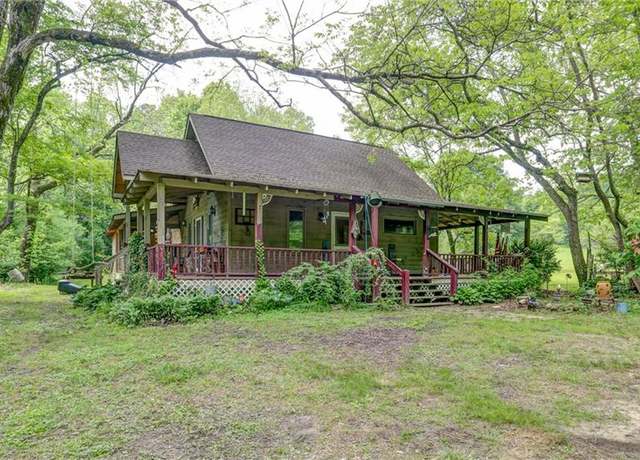Property at 230 Misty Valley Ln, Ellijay, GA 30536, 3 beds, 2 baths