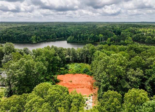 Property at 12396 Edgewater Dr, Hampton, GA 30228