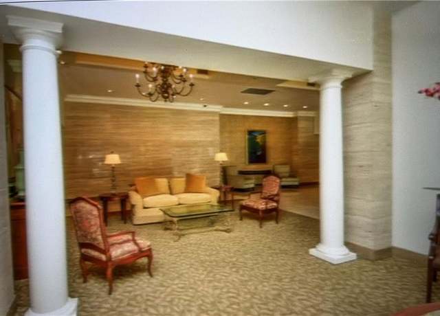 Property at 300 Peachtree St NE Unit 9A, Atlanta, GA 30308, 1 bed, 1 bath