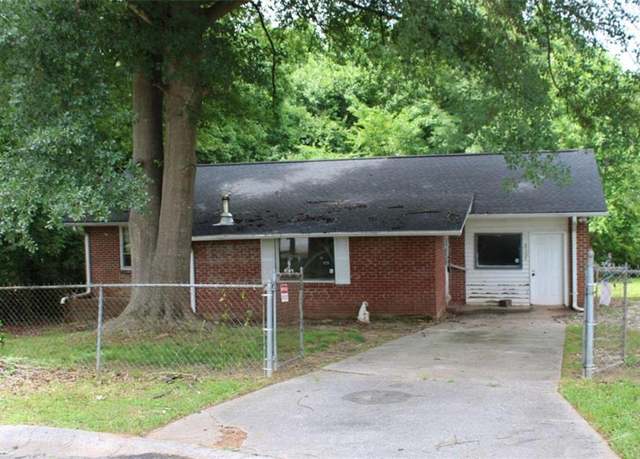 Property at 8469 Shiloh Ct, Jonesboro, GA 30238, 3 beds, 1.5 baths