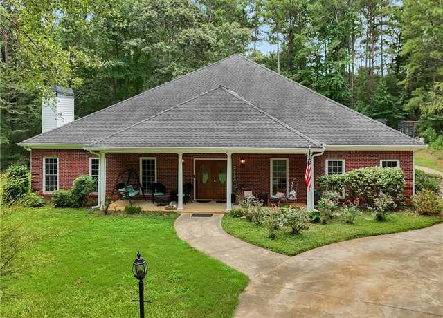 Property at 190 Oak Hill Cir, Covington, GA 30016, 3 beds, 3.5 baths