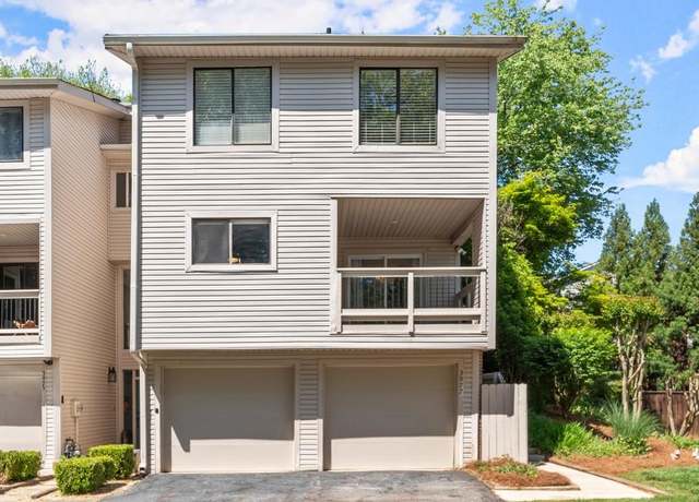 Property at 3977 Chantilly Pl, Marietta, GA 30068, 3 beds, 3.5 baths