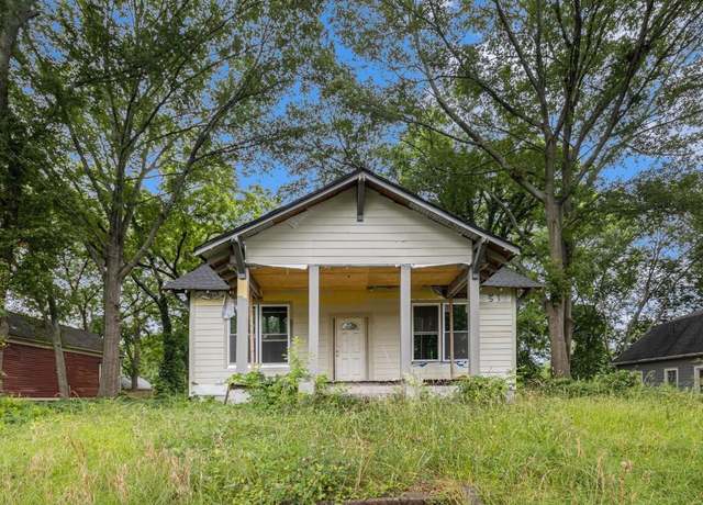 Property at 1406 Allene Ave SW, Atlanta, GA 30310, 3 beds, 2 baths