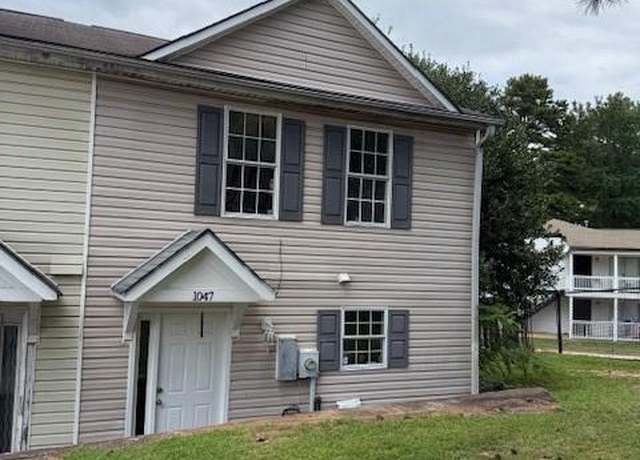 Property at 1047 Thornwoode Ln, Stone Mountain, GA 30083, 3 beds, 2.5 baths