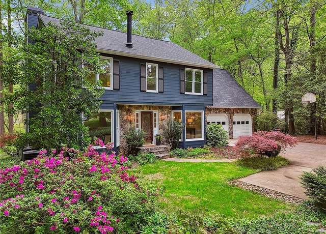 Property at 3988 Dover Ave, Alpharetta, GA 30009, 4 beds, 2.5 baths