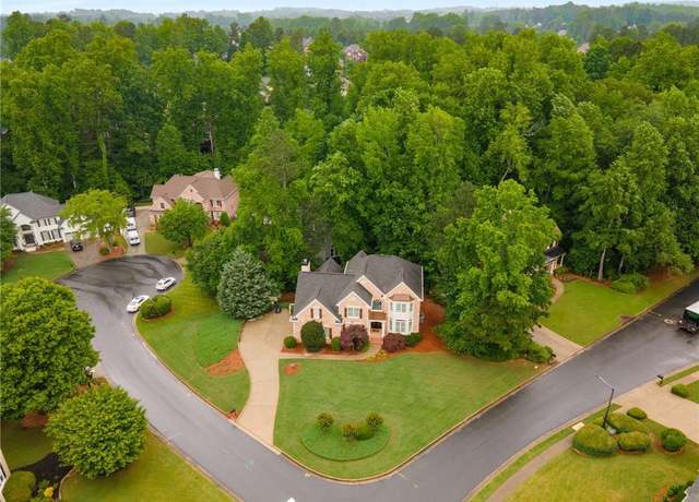 Property at 2759 Thomashire Trce, Marietta, GA 30066, 6 beds, 4.5 baths