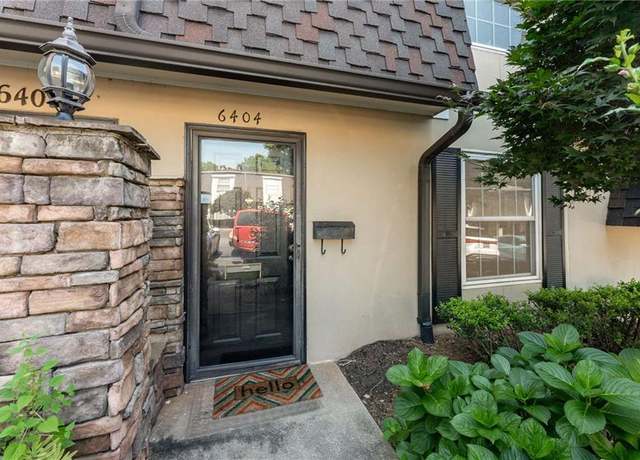 Property at 6404 Park Ave NE Unit D4, Atlanta, GA 30342, 2 beds, 1.5 baths