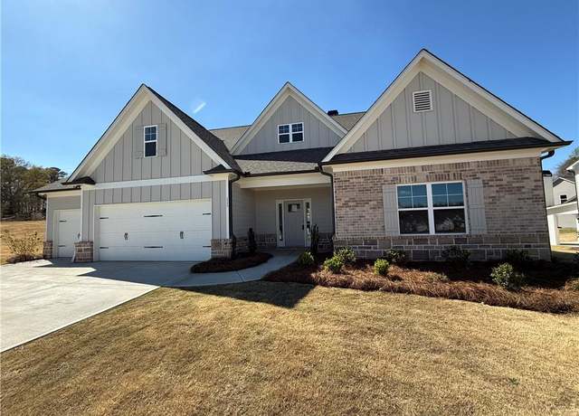 Property at 111 Cherokee Rose Ln, Hoschton, GA 30548, 4 beds, 3 baths