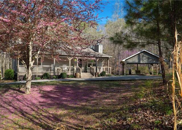 Property at 229 Darien Way, Ellijay, GA 30540, 4 beds, 3 baths