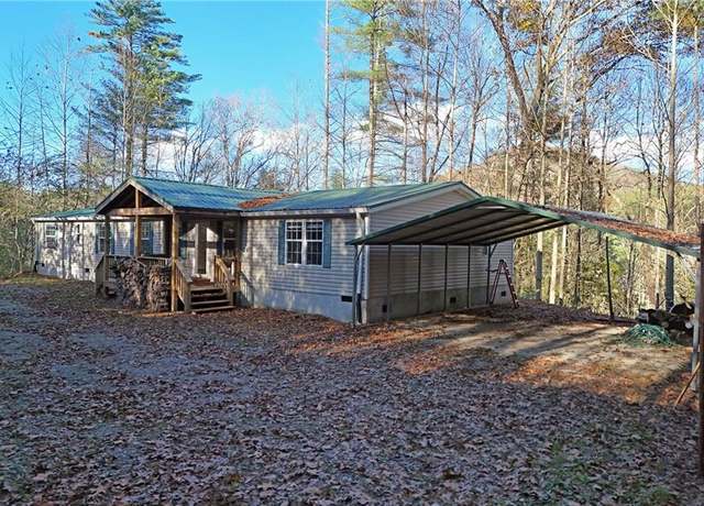 Property at 24444 Morganton Hwy, Suches, GA 30572, 3 beds, 2 baths