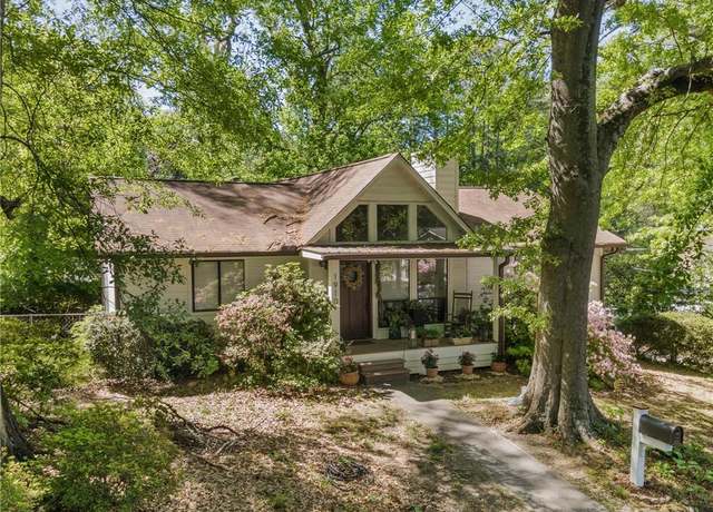 Property at 1910 Volberg St NW, Atlanta, GA 30318, 4 beds, 3 baths