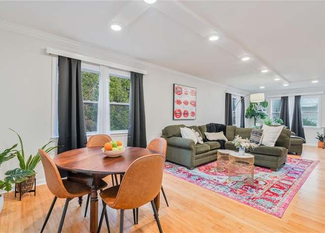 Property at 4060 Haverhill Dr NE Unit F, Atlanta, GA 30342, 3 beds, 2.5 baths