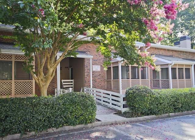 Property at 315 Quail Run, Roswell, GA 30076, 2 beds, 2 baths