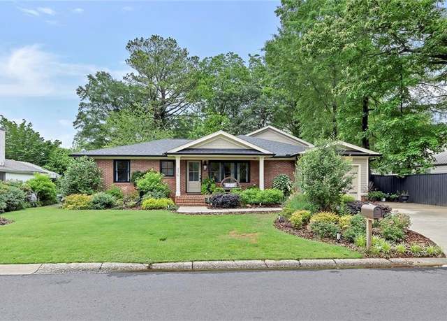 Property at 236 Ridge Ave NW, Marietta, GA 30064, 4 beds, 4 baths
