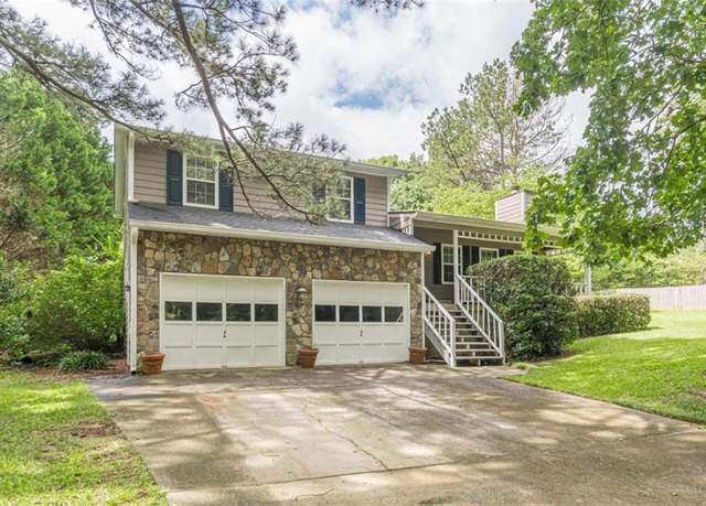 Property at 4411 Westerling Ct, Powder Springs, GA 30127, 3 beds, 2 baths