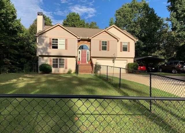 Property at 3509 Looper Lake Rd, Gainesville, GA 30506, 4 beds, 3 baths