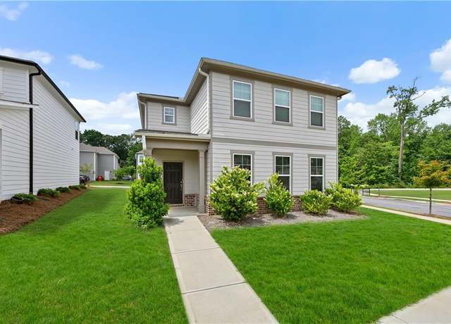 Property at 312 Grey Falcon Ave, Hoschton, GA 30517, 4 beds, 2.5 baths