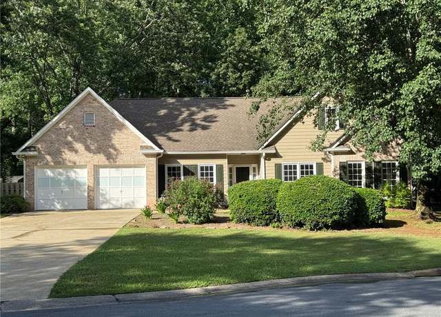 Property at 780 Karingway Ln NW, Kennesaw, GA 30152, 3 beds, 2 baths