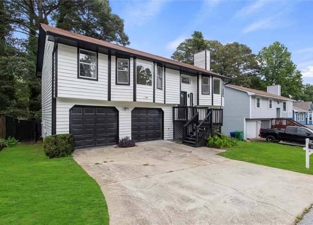 Property at 6322 Phillips Creek Dr, Lithonia, GA 30058, 4 beds, 3 baths