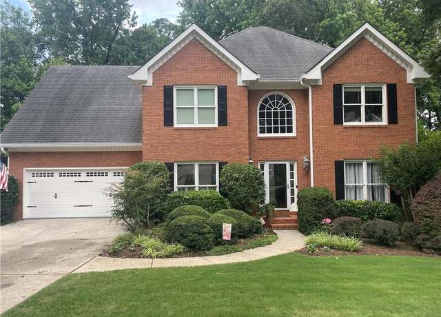 Property at 1884 Whitehawk Ct, Lawrenceville, GA 30043, 5 beds, 3 baths
