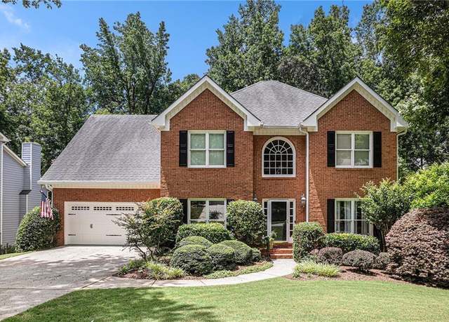 Property at 1884 Whitehawk Ct, Lawrenceville, GA 30043, 5 beds, 3 baths