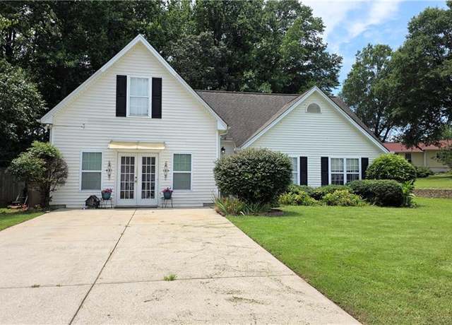 Property at 90 Joshua Way, Hoschton, GA 30548, 4 beds, 2 baths