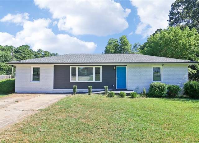 Property at 914 Clay Rd SW, Mableton, GA 30126, 3 beds, 2 baths