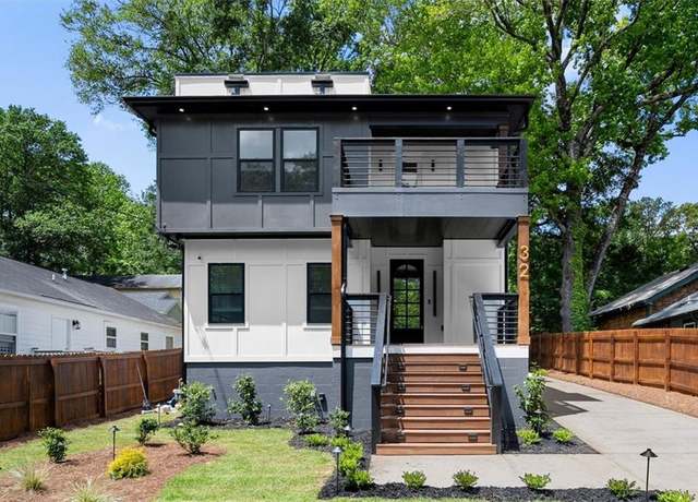 Property at 32 Wadley St NW, Atlanta, GA 30314, 4 beds, 3 baths