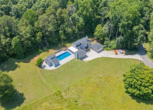 Property at 6592 Rufus Bryant Rd, Dahlonega, GA 30533, 4 beds, 3.5 baths