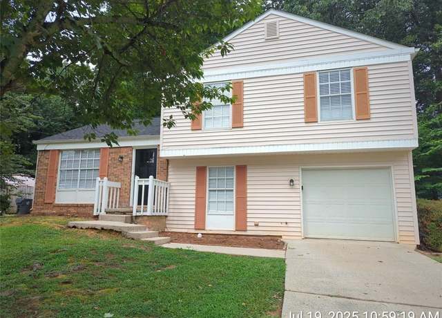 Property at 1432 Shenta Oak Dr, Norcross, GA 30093, 3 beds, 2 baths